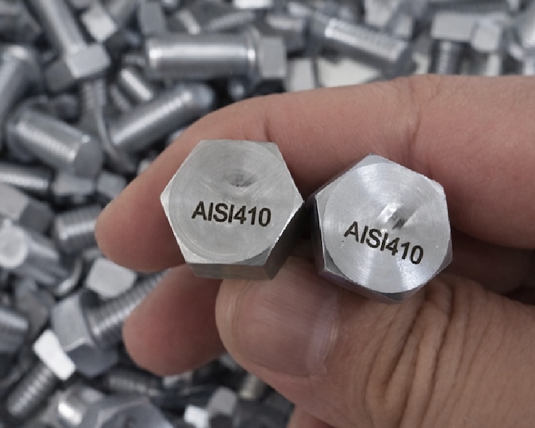 ASTM-A193-B6-Stud-bolt-AISI-410-with-A194-gr.6-Hex-nuts-1.