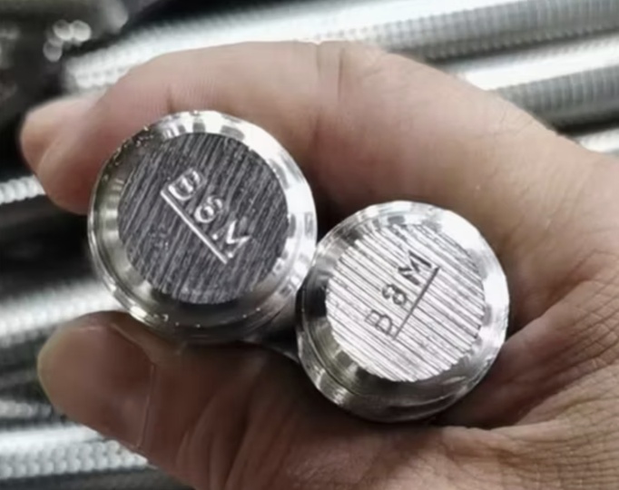 ASTM A193 B8M Stud Bolts A194 8M Hex nuts