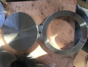 ATK 26-18-5-93 Steel spectacle blinds Flanges Rotary steel plug