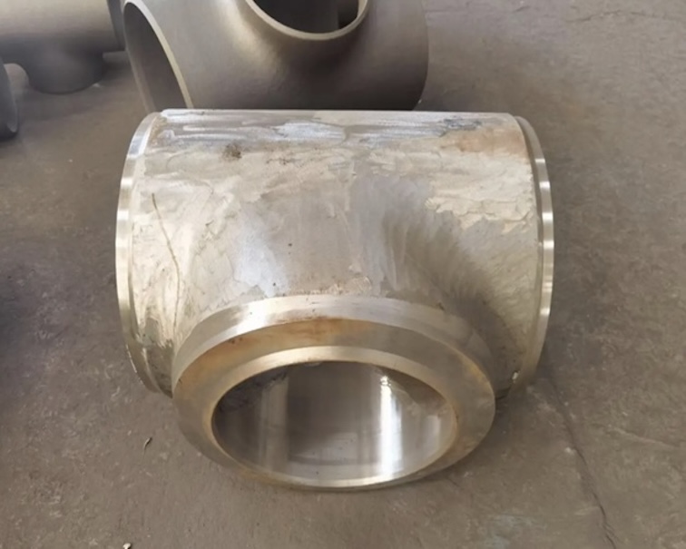 EN-10253-2-Butt-Weld-Pipe-Tee