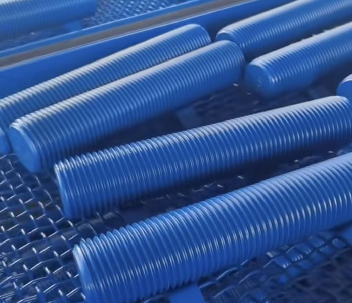 
Xylan 1070 coated ASTM A193 B7 stud bolt PTFE